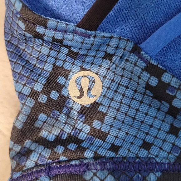 Lululemon - Free To Be Bra - Wild - Size 6 - Picture 3 of 3